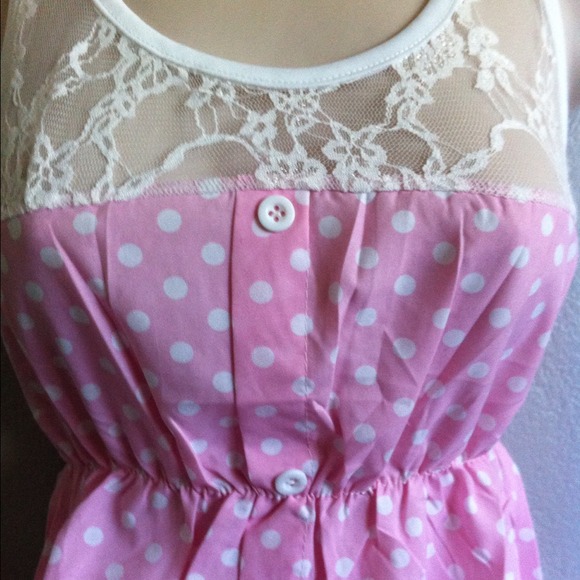Cute Pink Polka Dot & Lace Top! - Picture 4 of 4