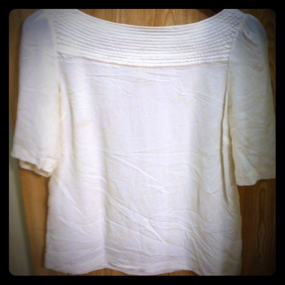 100% silk Banana Republic Top