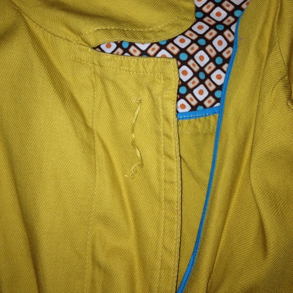 ❌sold❌💐spring bulky looking jacket💐 - Picture 2 of 4