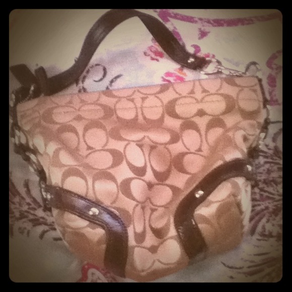 💢reserved💢 Authentic Coach mini purse