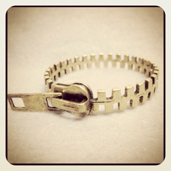 *SOLD*  Bronze Zipper Bracelet