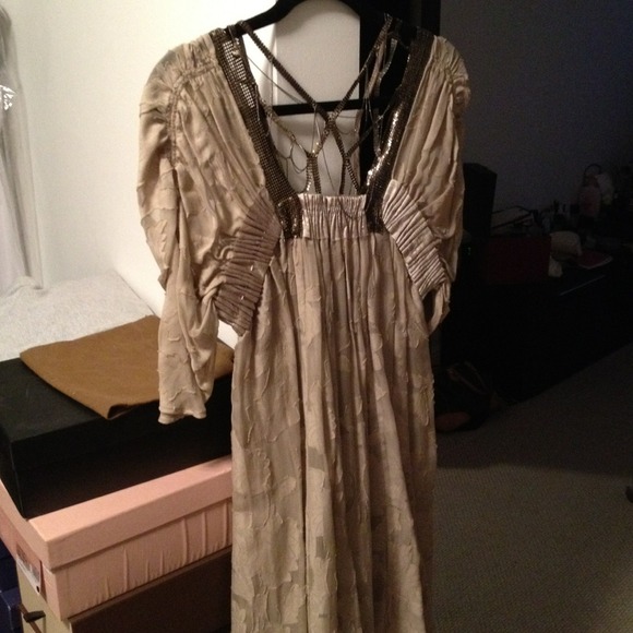 BCBGMAXAZRIA RUNWAY DRESS - Picture 4 of 5