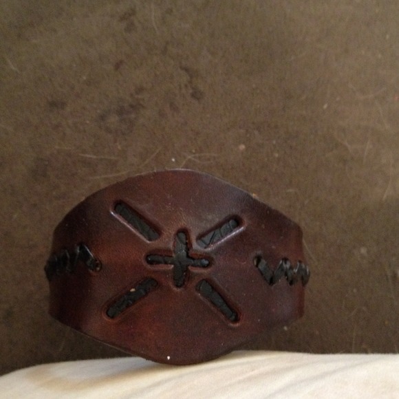 Leather bendable cuff. - Picture 1 of 3