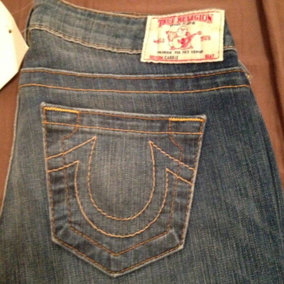 True Religion Carrie Slim Flare sz 28 jeans