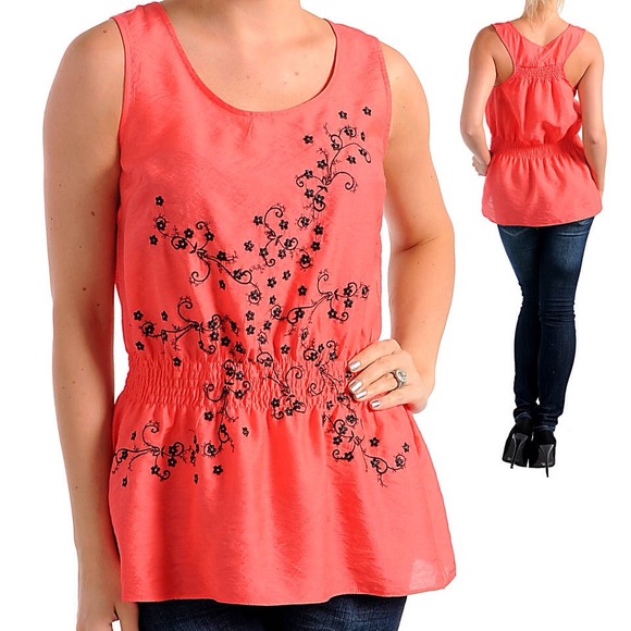 NWT Super cute coral top w/black cherry blossoms