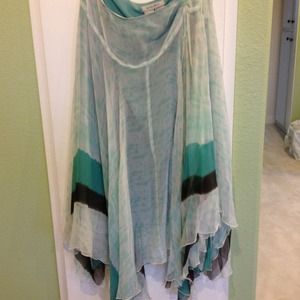 Angled layered skirt