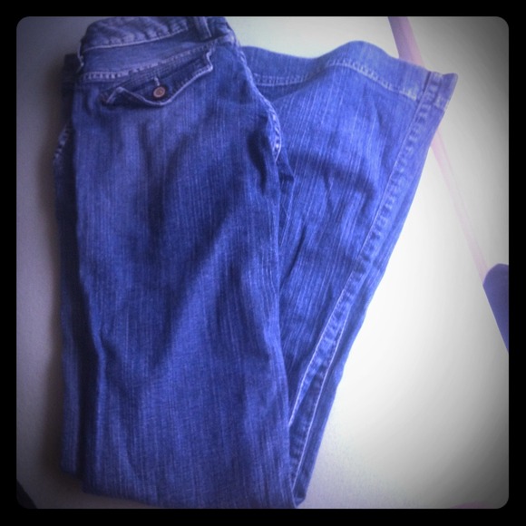 NWOT guess jeans
