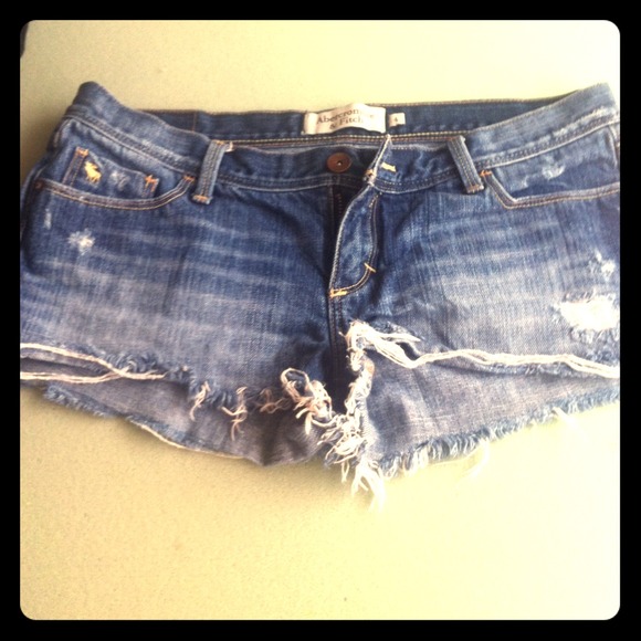 Abercrombie cut offs!!