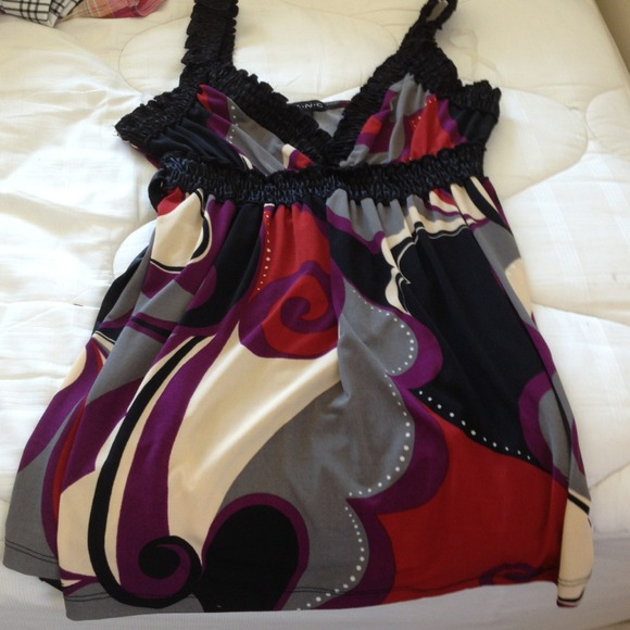 colorful sleveless top