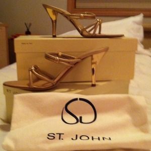 RESERVED**St. John sandals**RESERVED