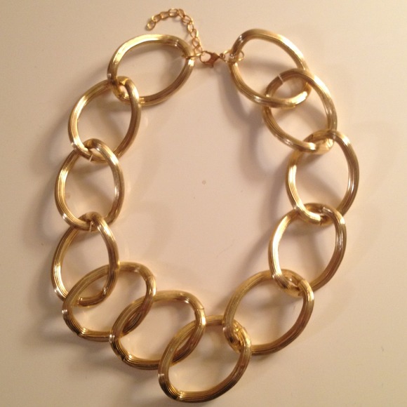 Chain links necklace