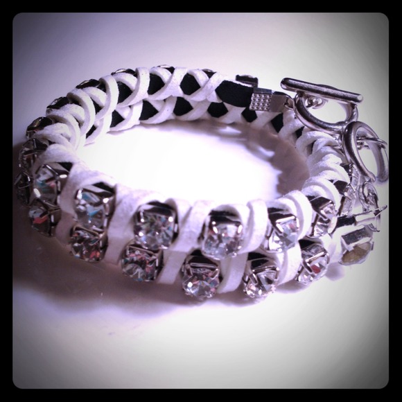 wrap bracelet + flower studs bundle