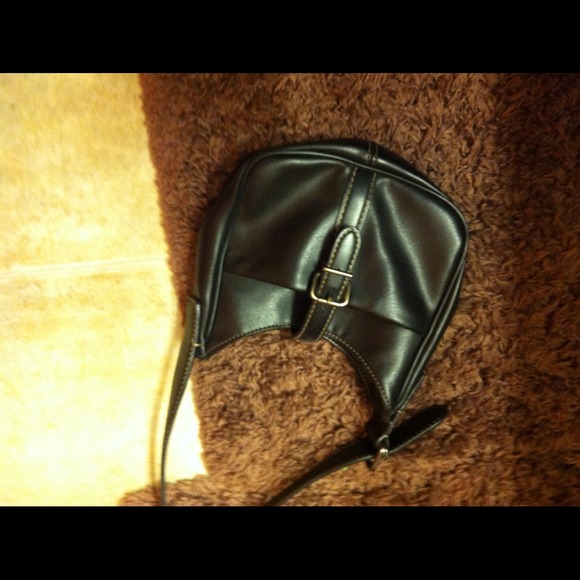 Nine West black purse