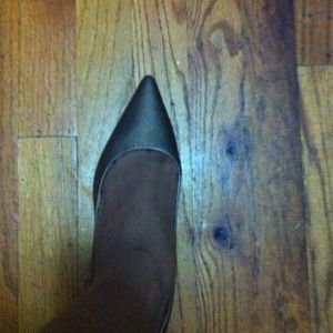 Bronze Steve madden kitten heels