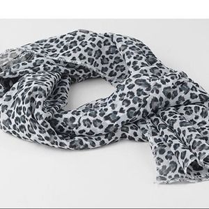 RESERVED BUNDLE for @firelle :)