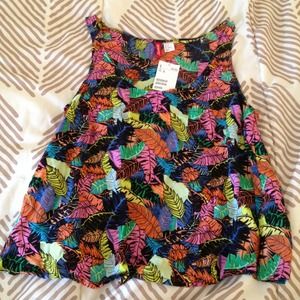 SOLD!!! 😎H&M colorful feather tank