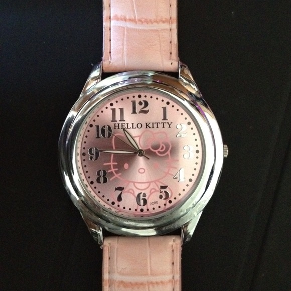 💢SOLD💢 Hello Kitty Watch