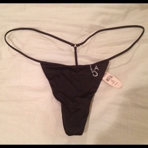 💜SOLD💜 VS G-string panties new with tag.