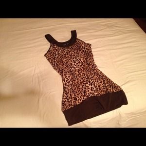Leopard top