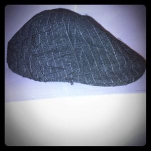Uber cute Grey pinstripe, paperboy hat!