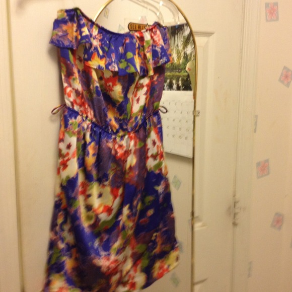 Floral dress. Reserved for @jdant317