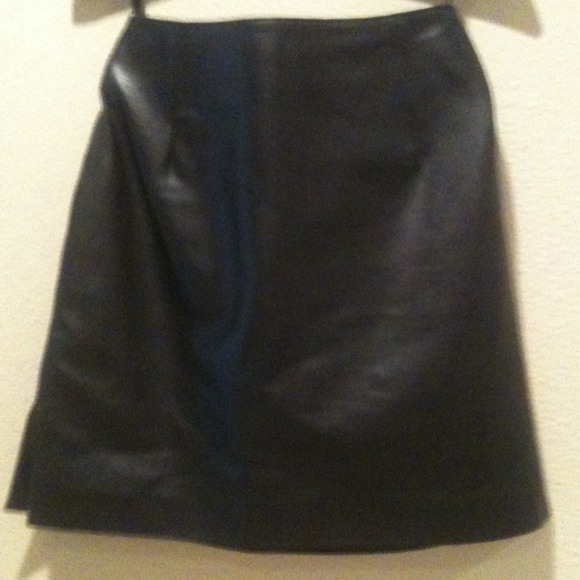 Leather skirt