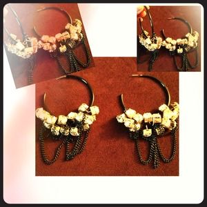 Black/gold chain hoops