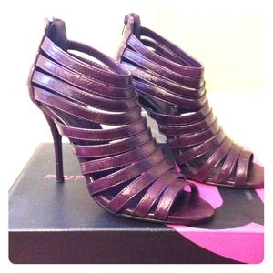 Michael Antonio Purple Heels Sz7.5