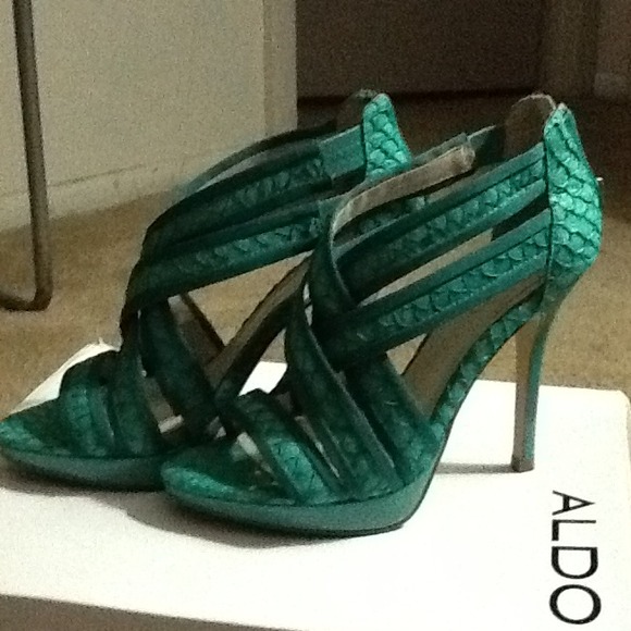 ALDO mckale heels - Picture 2 of 3
