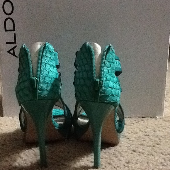 ALDO mckale heels - Picture 3 of 3