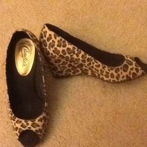 Candies Leopard Wedge size 8