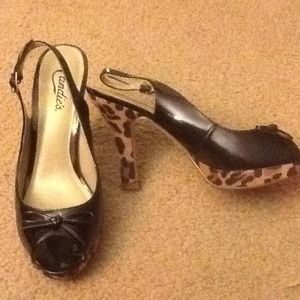 Candie's Peep Toe Leopard heel