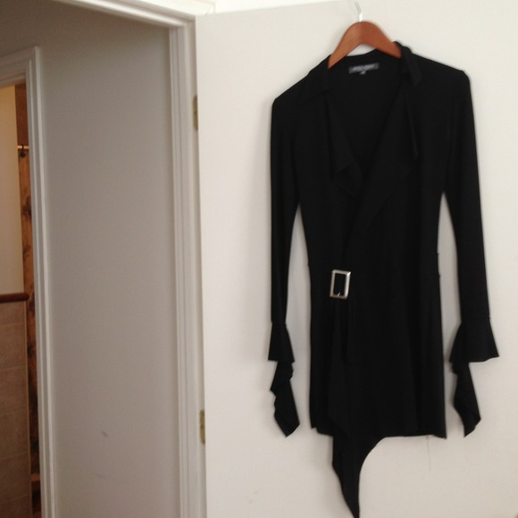 Bisou Bisou black asymmetrical long sleeve mini