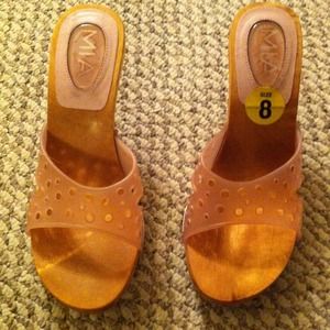MIA Shoes - MIA Heels size 8 MIA Shoes - MIA Heels size 8