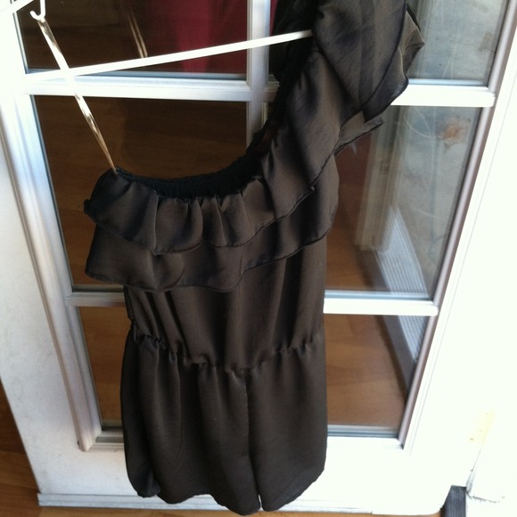 ❌Reserved for @jademarie; Romper & Sandals❌