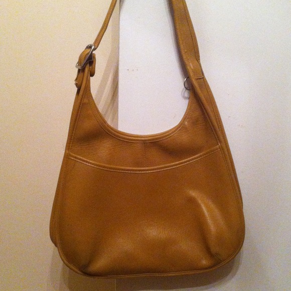 Coach Handbags - Authentic Coach bag