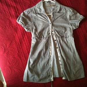 Button up, tied back cotton lightweight top