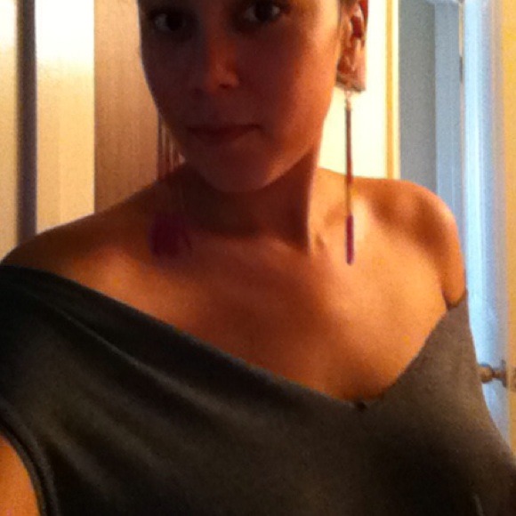 Skull TEE-Available in other colors - Picture 2 of 3