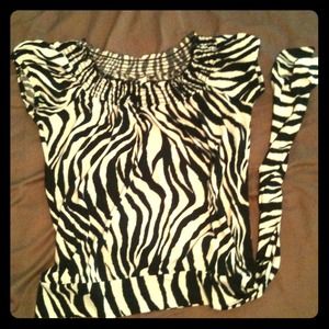 Reserved @corrilayne Zebra print shirt