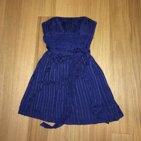 BCBG Navy Chiffon Strapless Dress - Picture 2 of 4