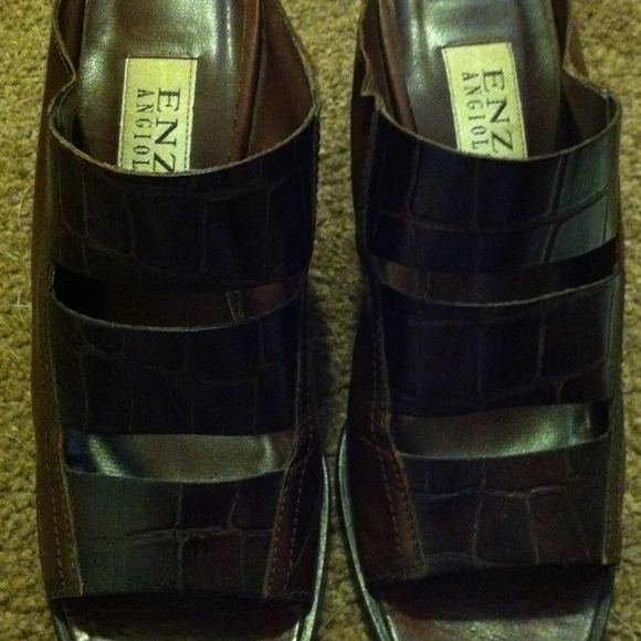 """" Reduced  price!!!!  Enzo shoes - Picture 2 of 4