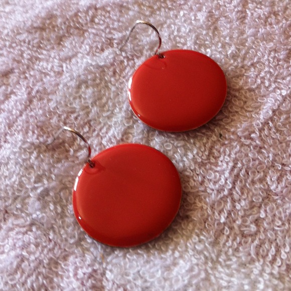 cute button drop coral earrings - Picture 2 of 2