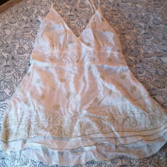 White and green halter... - Picture 2 of 2