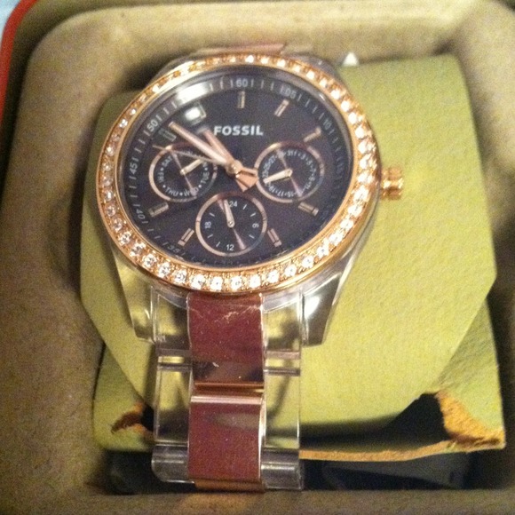 Fossil watch main image 4