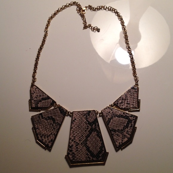 Snake print geometric necklace