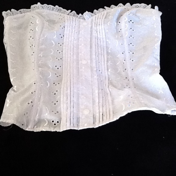 Leg Avenue Tops - Eyelet Bustier