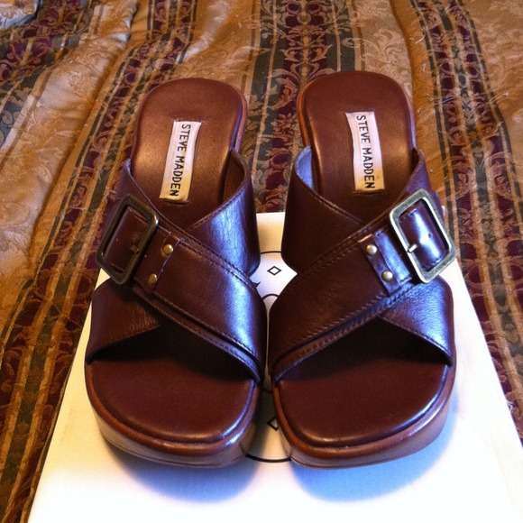 Reserved for muscleanje Brown thick heeled shoes