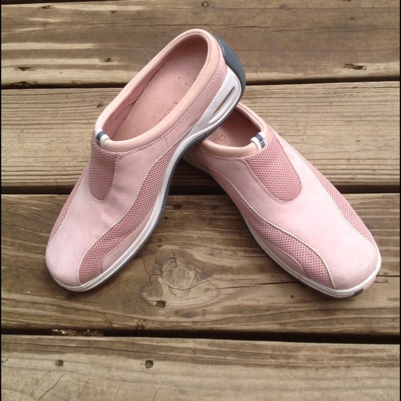 =Reduced=Gently worn Cole Haan/Nike croggs