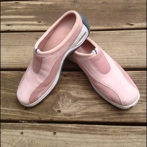 =Reduced=Gently worn Cole Haan/Nike croggs