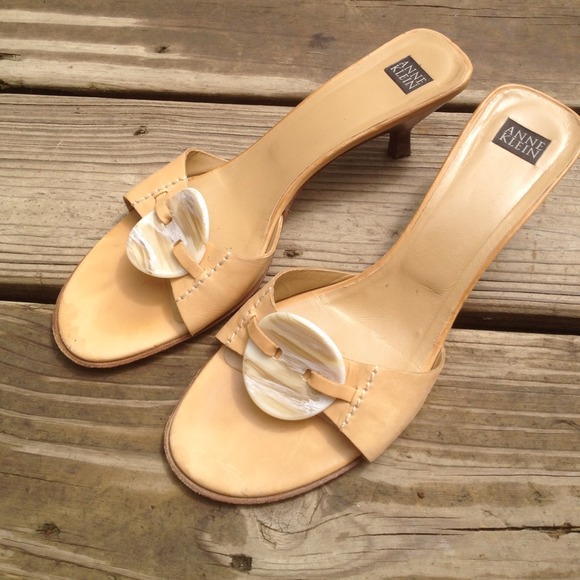 Marked down, Anne Kline sandals